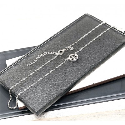 Multiple hearts cut out necklace