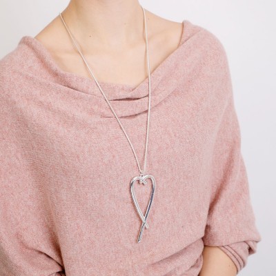 Crossed Heart Long Necklace